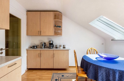 Aach Apartment | Apartment 'House Ana' with Shared Terrace, Balcony and Wi-Fi