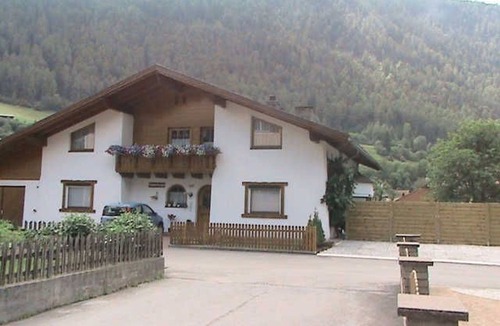 Ried im Oberinntal Apartment | Apartment I - Haus Walch