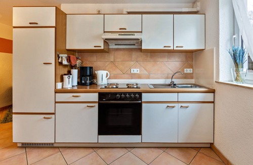 Donaueschingen Apartment | Apartment "Im Holzhaus" with Private Terrace, Pets Welcome