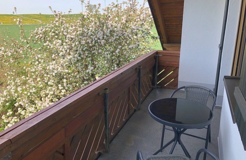 Unterallgau Apartment | Apartment 'Immenberg' with Balcony and Wi-Fi