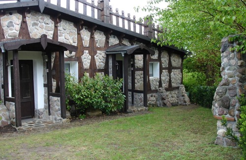Godern Apartment | Apartment in a quiet location, 2 minutes walk. to the lake, 10 km before the Landesh. Schwerin
