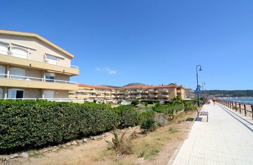 Els Griells Apartment | Apartment in Estartit near sea beach