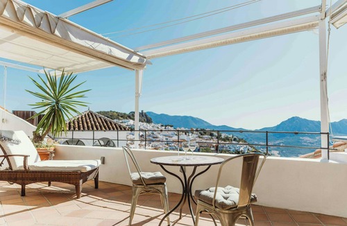 Gaucin House | Apartment in Former Olive Mill, 1h from Marbella