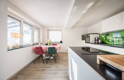 Hungerburg-Hoheninnsbruck Apartment | Apartment in Hötting near Nordkette