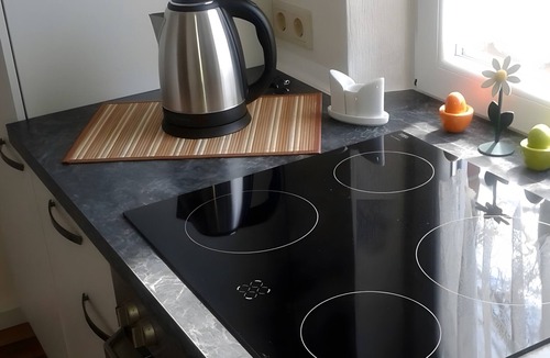 Uttum Apartment | Apartment in Krummhörn – Cozy Apartment for 2 Guests