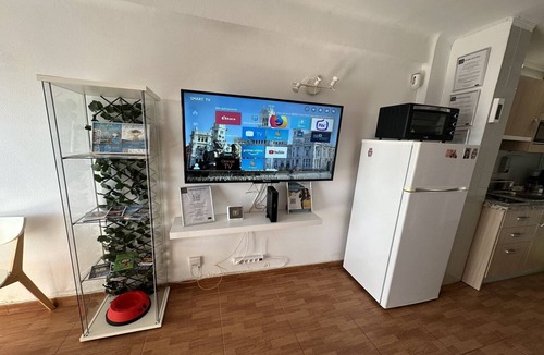 Torremolinos City Centre Apartment | Apartment in Torremolinos with Sea Views