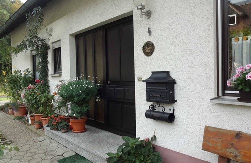 Goessweinstein Apartment | Apartment Karl Meis