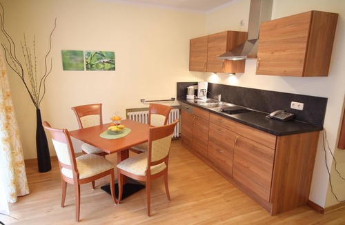Unterallgau Apartment | Apartment 'KneippBlick' close to Lake with Terrace & Wi-Fi