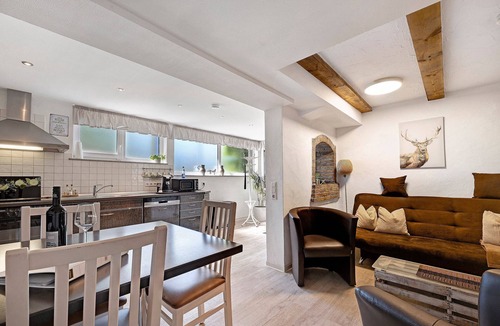 Hohenhaslach Apartment | Apartment 'Knodel No. 1' with Shared Terrace, Garden & Wi-Fi