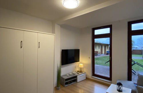 Ostliche Altstadt Apartment | Apartment Küstengold - family-friendly with terrace and shared garden on the gro