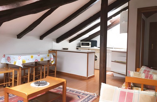 Celis Apartment | Apartment 'La Capellanía 2' with Mountain Views and Wi-Fi
