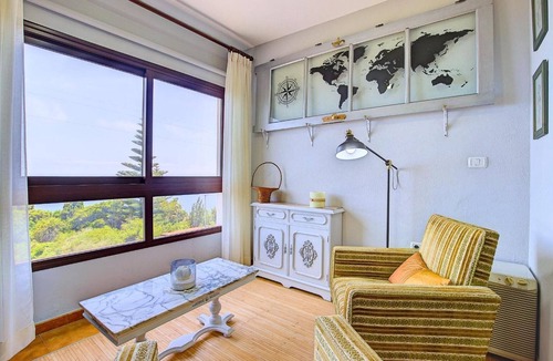 Villa de Mazo Apartment | Apartment 'La Carajita' with Sea View, Private Terrace and Wi-Fi