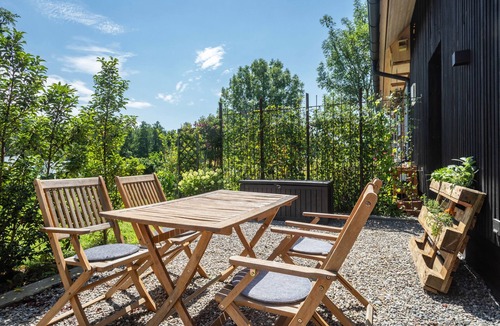 Doberatsweiler Apartment | Apartment 'La Casa Nel Verde' with Sea View, Private Terrace and Wi-Fi