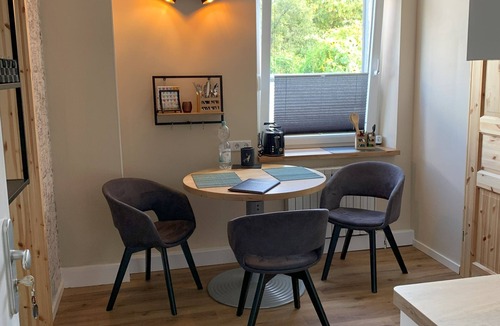 Osnabrueck Apartment | Apartment Leonard, Stilvoll - neu Sanierte Altbauwohnung "en Vogue"