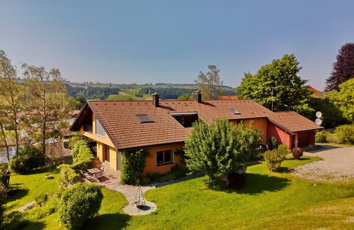 Weiler-Simmerberg Apartment | Apartment 'Lichtblick' with Mountain View, Balcony and Wi-Fi