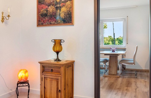 Dietenhofen Apartment | Apartment 'Lisse' with private terrace, private garden and Wi-Fi