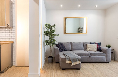 Barrio de La Latina Apartment | Apartment located for up to 8 people, located in La Latina, next to Plaza Mayor