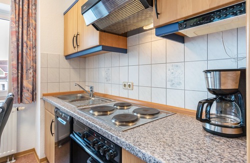Binz Apartment | Apartment 'Mais. Ringstr. 20, 3. OG Links WE67' with Balcony and Wi-Fi