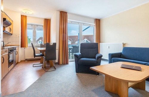 Binz Apartment | Apartment 'Mais. Ringstr. 21, 3.OG Rechts WE58' with Balcony and Wi-Fi