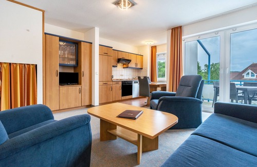 Binz Apartment | Apartment 'Mais. Ringstr. 21, 3.OG Rechts WE58' with Balcony and Wi-Fi