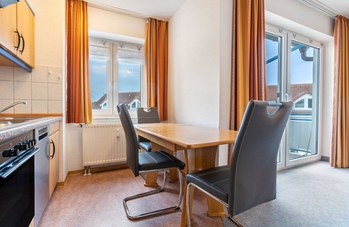 Binz Apartment | Apartment 'Mais. Ringstr. 21, 3.OG Rechts WE58' with Balcony and Wi-Fi