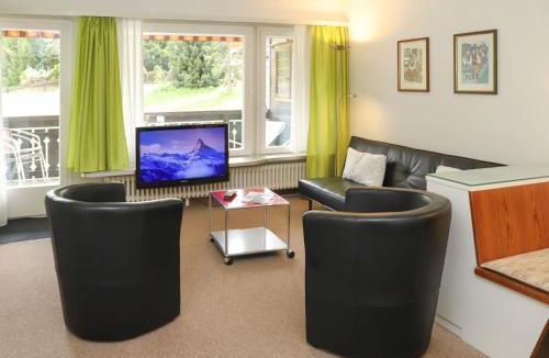 Zermatt Apartment | Apartment Matten - Utoring-12 by Interhome