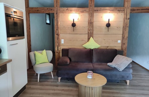 Alpirsbach Apartment | Apartment 'Maulbetsch' with Private Terrace, Private Garden and Wi-Fi