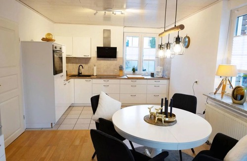 Menden Apartment | Apartment 'Menden' with Private Terrace and Wi-Fi