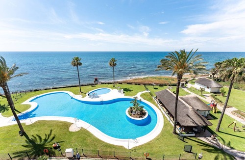 Sitio de Calahonda Apartment | Apartment 'Mi Capricho' with Sea View, Wi-Fi and Air Conditioning