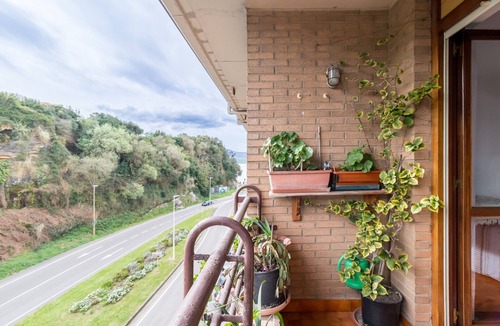 Somo Apartment | Apartment 'Mila Somo' with Balcony and Wi-Fi