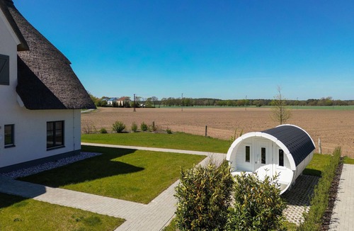 Stolpe b. Anklam Cottage | Apartment mit Balkon - Georg Philipp Telemann - Inseldomizil Stolpe - Urlaub Unter Reet auf Usedom
