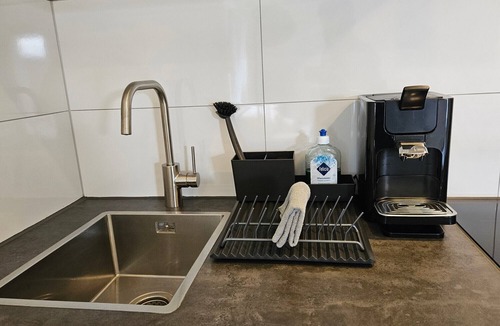Gronau Apartment | Apartment "Mit Jacuzzi Enschede 10 km" with Wi-Fi