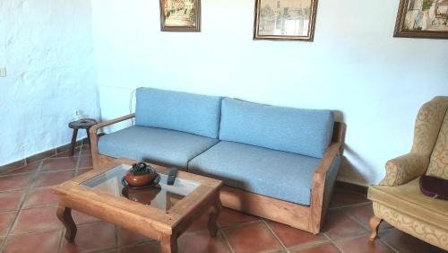 El Guincho Apartment | Apartment mit kleiner Innenhof-Terrasse im rustikalen Stil