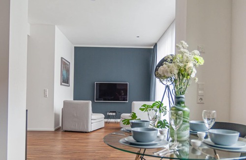 Neu-Ulm House | Apartment mit Zugang zur Dachterrasse für bis zu 4 Personen