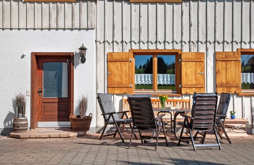 Argenbuhl Apartment | Apartment 'Moos' with Private Terrace and Wi-Fi