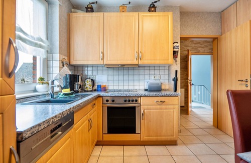 Stadtlohn Apartment | Apartment 'Münsterland Stadtlohn' with Balcony and Wi-Fi