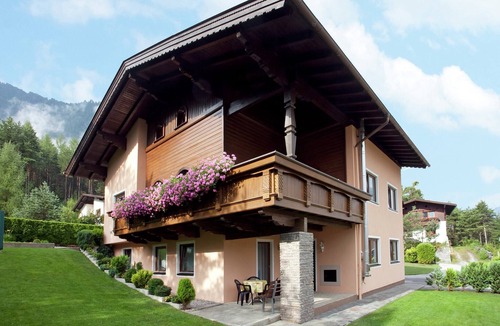 Sautens Apartment | Apartment near the ski area in Sautens