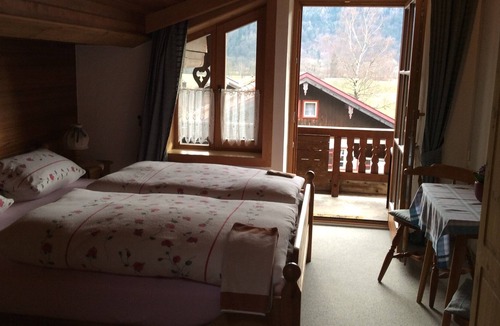 Ettenhausen Apartment | Apartment No. 5 Rauhe Nadel, up to 4 people, 72 sqm, 2 separate bedrooms