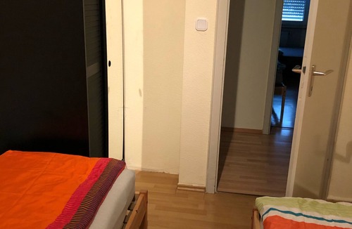 Eberhardshof Cabin | Apartment Nuremberg city at Maximilianstrasse U1 direct connections.