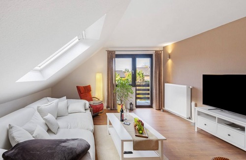 Wesel Apartment | Apartment 'Obrighoven' with Balcony and Wi-Fi