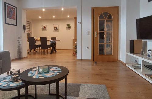 Momlingen Apartment | Apartment Odenwaldblick
