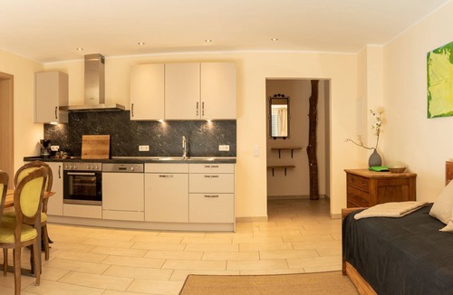Wessling Apartment | Apartment on the horse farm! Vacation Apartment "Apple"