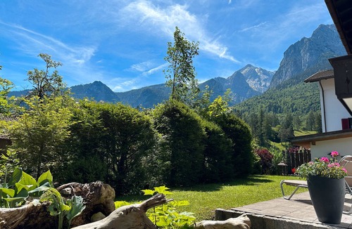 Obergrainau Apartment | Apartment 'One Bedroom -303' with Mountain View, Shared Pool and Wi-Fi