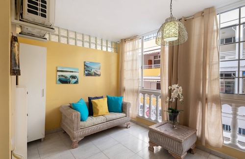 Puerto Naos Apartment | Apartment 'Paraíso Playa' with Private Terrace, Wi-Fi and Air Conditioning