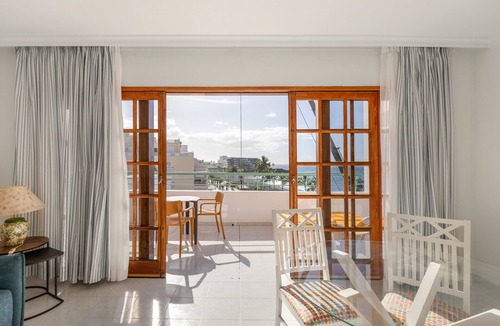 Puerto Naos Apartment | Apartment 'Playa Delphin 302' with Sea View, Balcony and Wi-Fi