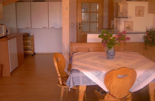 Kreuzfeld Apartment | Apartment Rauschberg for 4 persons with balcony, 67 sqm, kitchenette