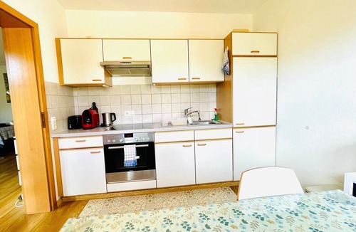 Kadelburg Apartment | Apartment 'Relax Holidays' with Private Terrace and Wi-Fi