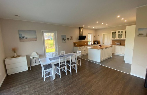 Attendorn Apartment | Apartment 'Repetal' with Private Terrace, Garden and Wi-Fi