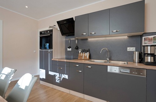 Rathmannsdorf Apartment | Apartment 'Romantische Fewo Sächs Schweiz' with Shared Terrace and Wi-Fi