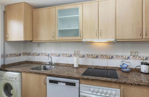 Creixell Apartment | Apartment Ronda Creixell by Interhome